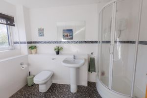 Family Bathroom- click for photo gallery
